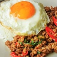 ผัดกระเพรารสเด็ดเจ๊เล็ก