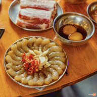 Taeyang 태양 - แทยัง