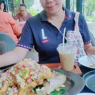 P.Garden cafe พีการ์เด้นคาเฟ่ อุทัยธานี