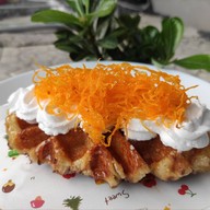 เมนูของร้าน ขนมบ้านเดือนหอม (ครอฟเฟิล)บ้านวันดีวิลเลจ บ้านวันดีวิลเลจ