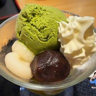 Karayama Cosmo Bazaar เมืองทองธานี