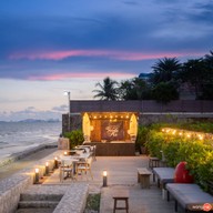 Coral Vine Bar & Restaurant