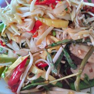 ร้านแซ่บเลย ส้มตำ ยำ ลาบ ก้อยซอยจุ๊!!! อาหารอีสาน สาขาถนนใหญ่