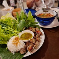 ส้มตำ ลาว ลาว คาเฟ่ หาดใหญ่