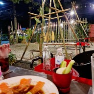 ส้มตำ ลาว ลาว คาเฟ่ หาดใหญ่