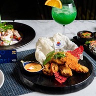 Coral Vine Bar & Restaurant