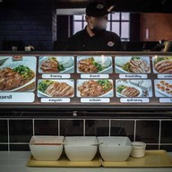ข้าวขาหมูแม่สุขใจ (เจ้าเก่าสำโรง) สาขาซีคอนสแควร์