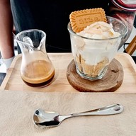 Home Hug Cafe แพร่ โฮมฮักคาเฟ่แพร่