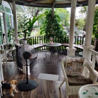 บรรยากาศ ลานดอกไม้คาเฟ่