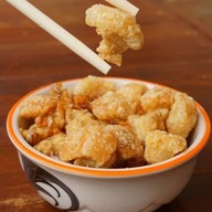 ก๋วยเตี๋ยวต้มยำกากหมูสูตรโบราณ บางคูวัด ปทุมธานี