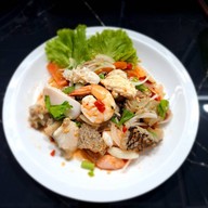 เหลียงข้าวต้มปลาเก๋า แบริ่ง