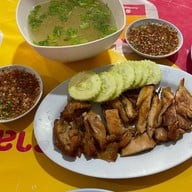 ข้าวมันไก่ไปรษณีย์ (นาซมีน) 1