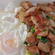 หนุ่ย ตามสั่ง