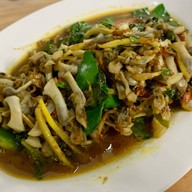 เมนูของร้าน ครัวเจ๊แมว ปากน้ำปราณ