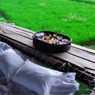 ศรีนาม่าน