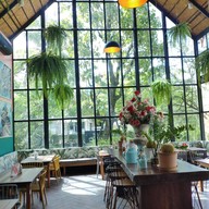 Folkways Khlongyai Cafe’& Bistro 1