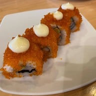 Fin Sushi เมญ่า