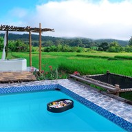 ศรีนาม่าน