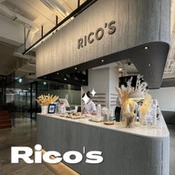 บรรยากาศ Rico's