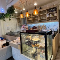 Souffle & Souffle Pancakes Cafe