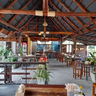 บรรยากาศ หลงเตี๋ยว