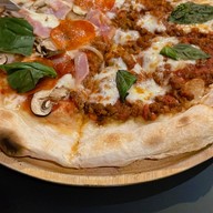 เมนูของร้าน Alola Pizza & Pasta -