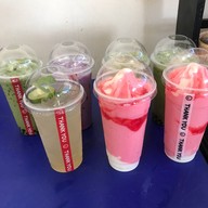 ร้านแป้งหอมกาแฟสด สาขาข้างไปรษณีย์บ้านค่าย