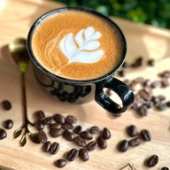 บ้านต้นไม้ Bantonmi