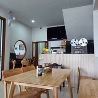 บรรยากาศ บะหมี่เจ๊เน้ย อุทัยธานี