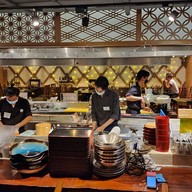 บรรยากาศ Touka Izakaya สีลม