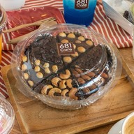 681 Cafe' Coffee & Dessert