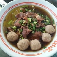 เมนูของร้าน เอสที ก๋วยเตี๋ยว โกเด้ง&โฮเด้ง สาขา1