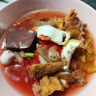 เมนูของร้าน เย็นตาโฟเจ้าเก่าหน้าอนุบาลชลบุรี