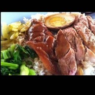 ผลไม้สด 9 กิโล (ปากทางบ้านเอื่ออาธร 9กิโล)