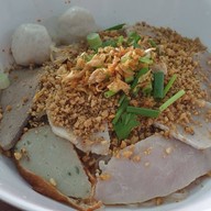 เมนูของร้าน ก๋วยเตี๋ยวเรือรุ่งรัตน์ รังสิตนครนายก 68