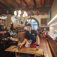 บรรยากาศ Zeughauskeller