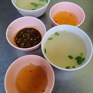 เมนูของร้าน แสงเจริญข้าวมันไก่