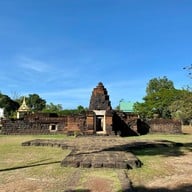 ปราสาทหนองกู่ ร้อยเอ็ด