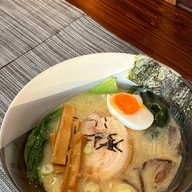 เมนูของร้าน กุ้งเผา หมึกย่าง รัชดา