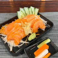 เมนูของร้าน กุ้งเผา หมึกย่าง รัชดา