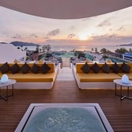 KEE Sky Lounge ป่าตอง