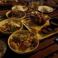 เมนูของร้าน แจ่มจันทร์ บาร์ แอนด์ บิสโทร