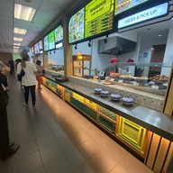 Magic Food Court