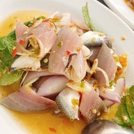 เจ๊นก ส้มตำวัดตาลล้อม