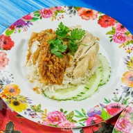 นุ ข้าวมันไก่