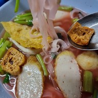 ก๋วยเตี๋ยวเฮียหมู