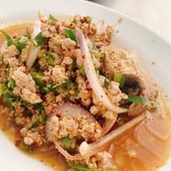 เจ๊นก ส้มตำวัดตาลล้อม