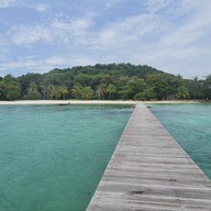 เกาะขาม