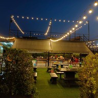 บรรยากาศ โอ้โหหมูกระทะ บ้านแหลม