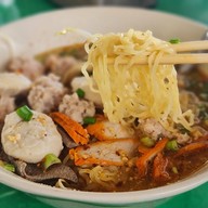 เมนูของร้าน ลุงหงบก๋วยเตี๋ยวต้มยำ